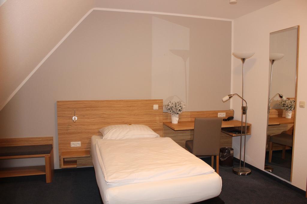 Landhaus Hotel Mueller Ringheim Ruang foto